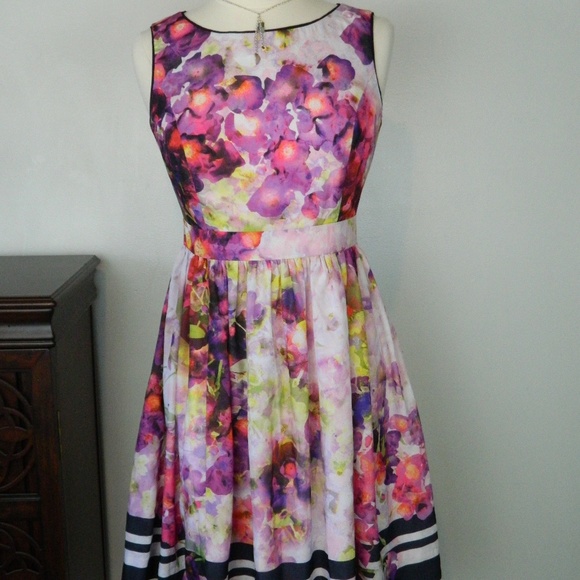 Liz Clairborne Dresses & Skirts - Liz Clairborne Sleeveless Watercolor Floral, 8